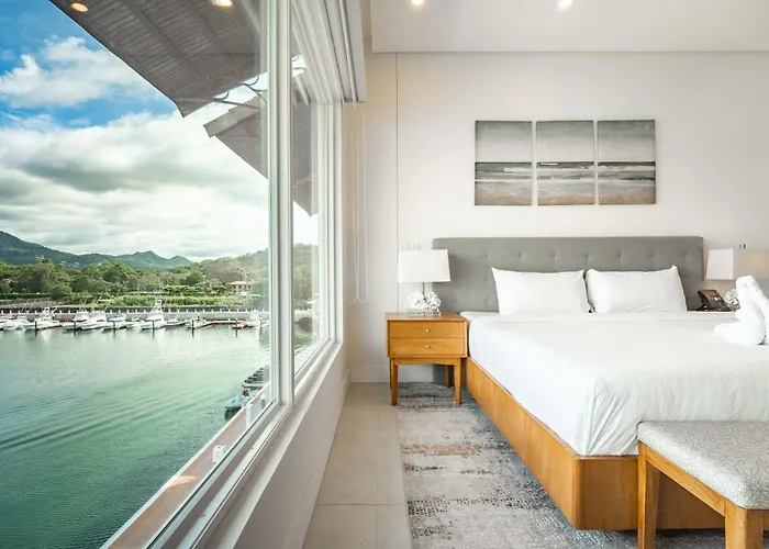 Luxury Marina View 2-bd 402 Villa Playa Flamingo